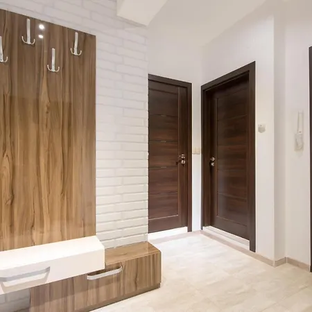 Apartament Triumph Warna