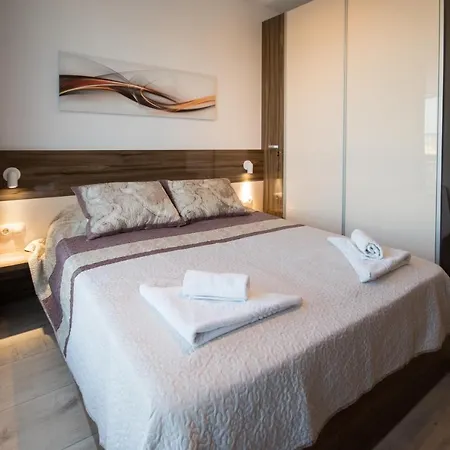 Triumph Apartament Warna